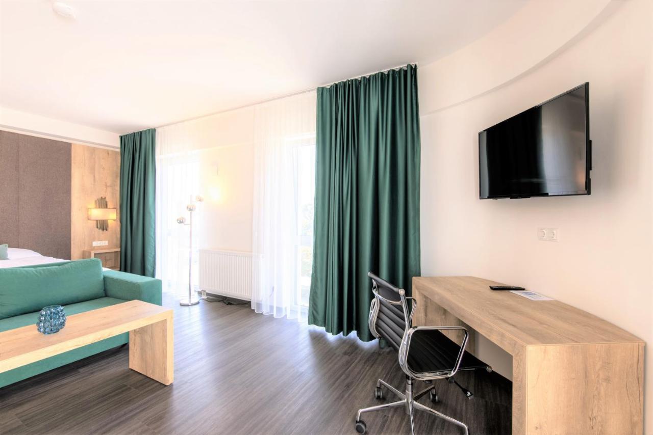 Luxstay Karben Neue Mitte - Self-Check-In Ngoại thất bức ảnh